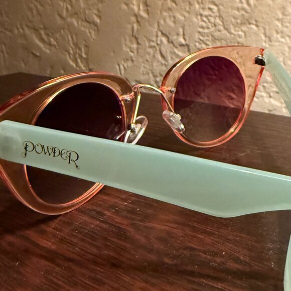 Powder Oversized Round Geometric Cat Eye Sunglasses \\ Pink and Blue // Clear - Picture 3 of 5